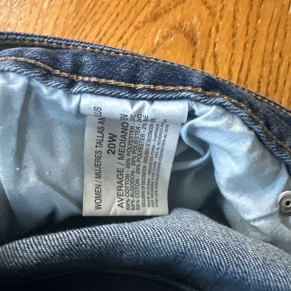 Code Bleu Jeans - Picture 5 of 5